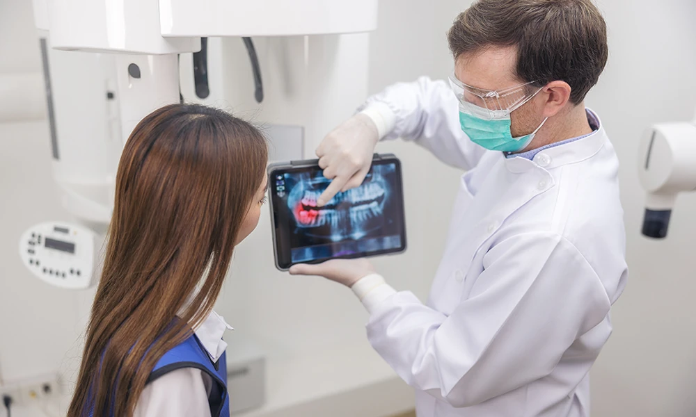 4 Signs a Tooth Extraction May Be Preferable Than Saving the Tooth